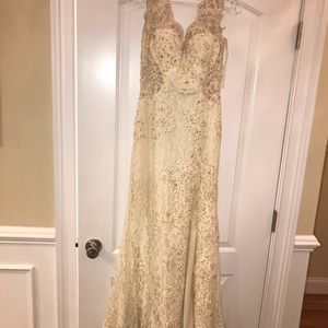 Prom dress with slit for leg includes prom shoes